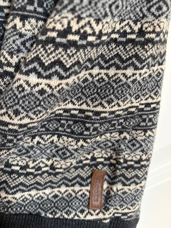 The Roots Canada Cabin Knit Sweater in Gray - Picture 2 of 6